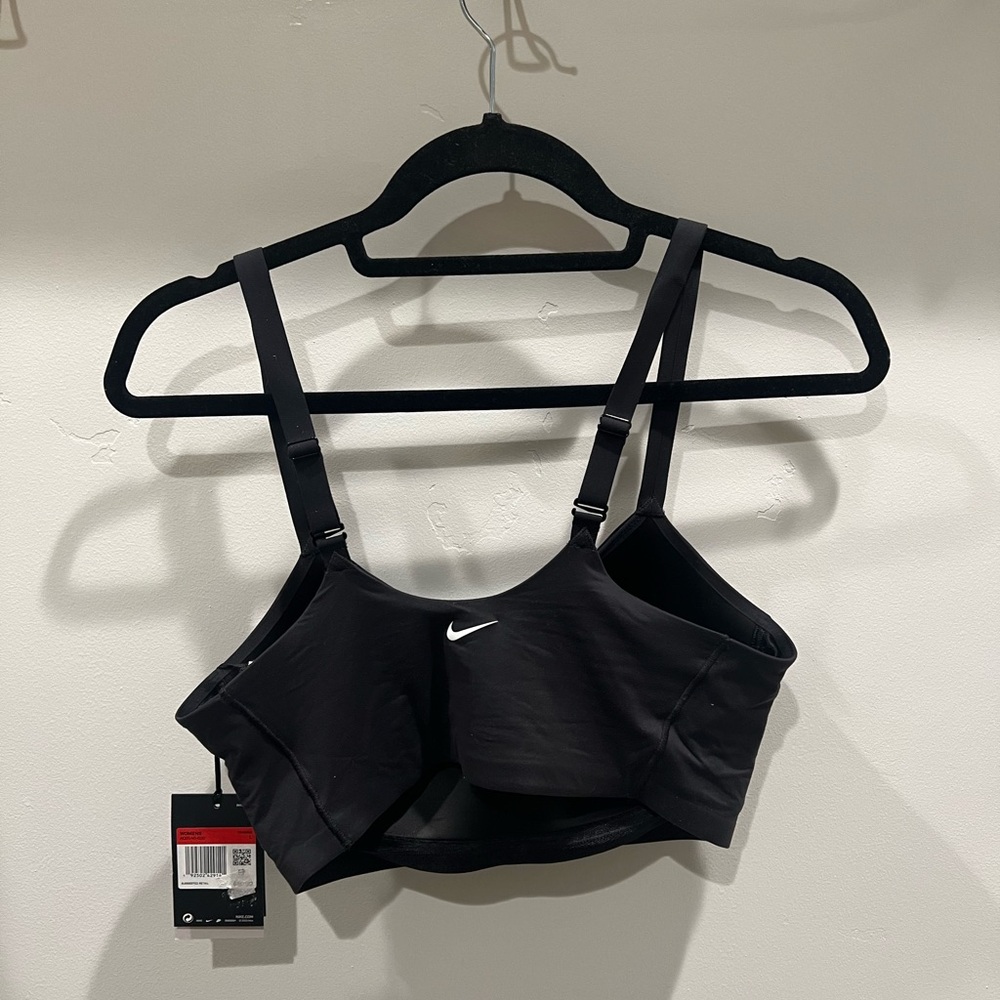 NWT Nike Sports Bra - Picture 2 of 3